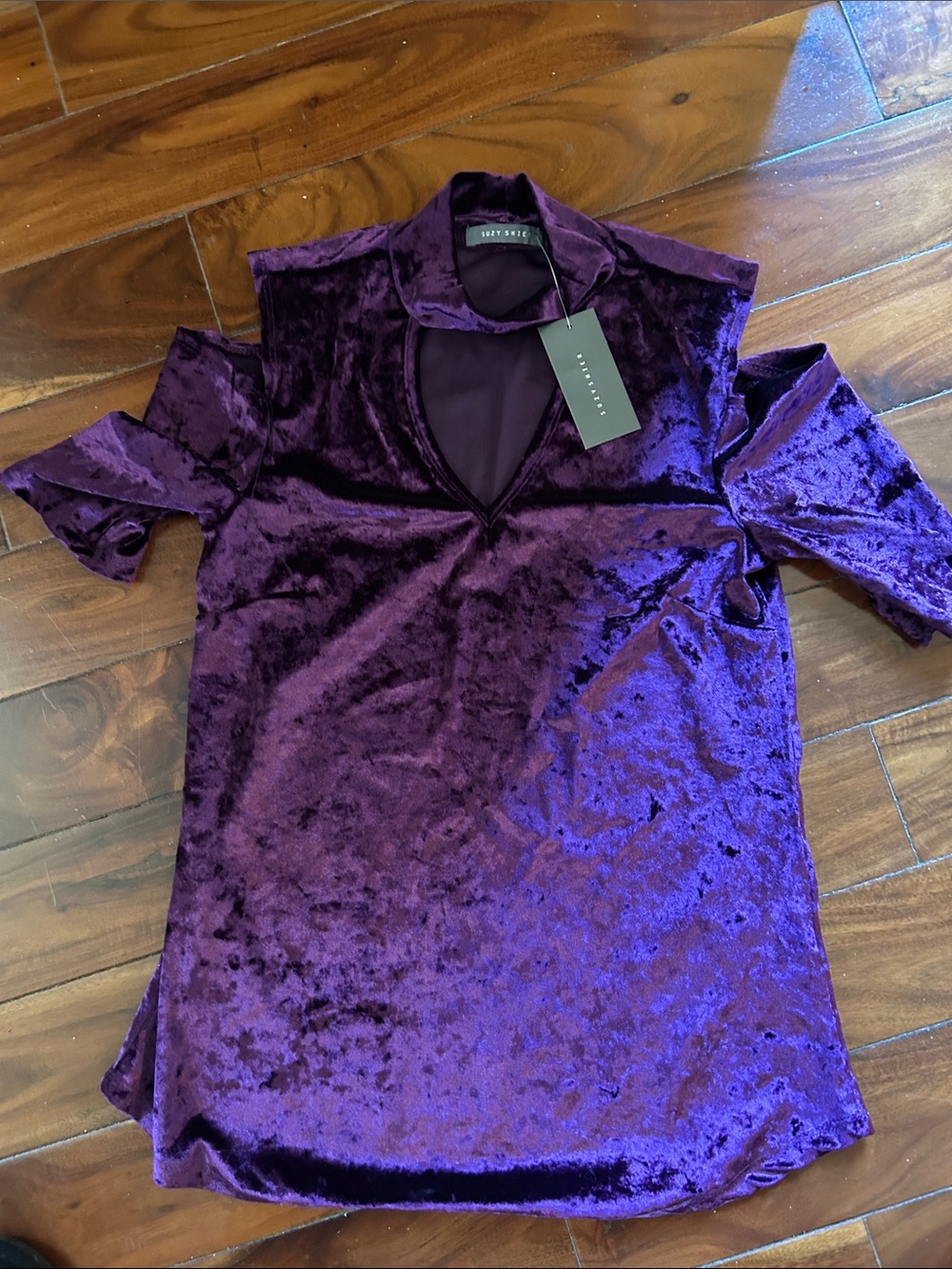 Suzy Shier Purple Velvet Cold-Shoulder Top